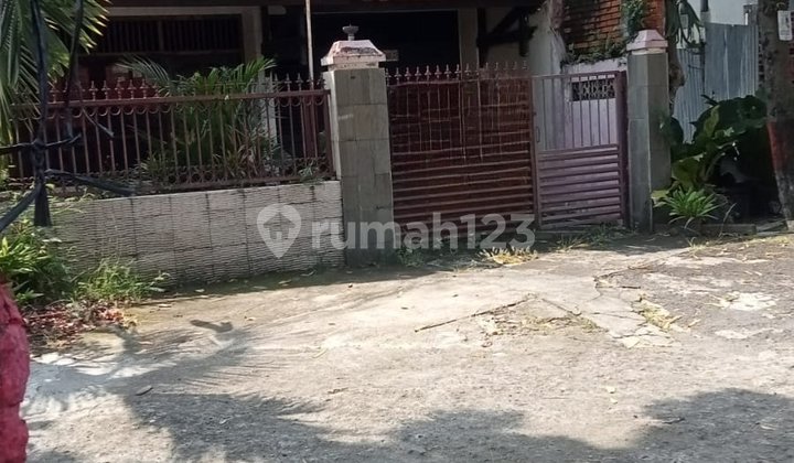 Rumah Siap Huni Tengah Kota di Gayamsari Semarang