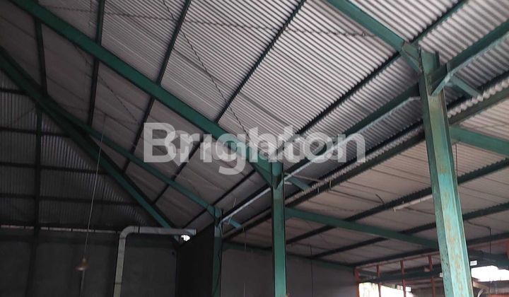 IN THE WAREHOUSE, STRATEGIC LOCATION IN THE RENON AREA IN THE WAREHOUSE, STRATEGIC LOCATION IN THE RENON AREA