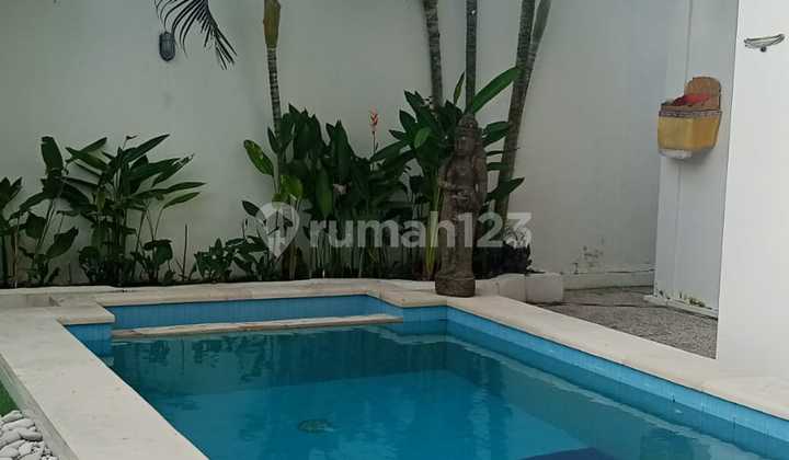 Semi Furnished Premium Villa Location Legian