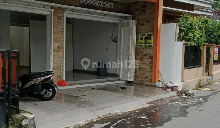 Ruko Siap Pakai Lokasi Strategis Area Lojajar 1