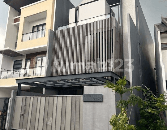 Rumah Sektor 7C Gading Serpong 3 Lantai Renovasi  1