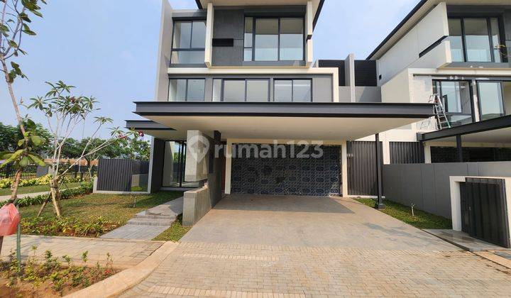 Rumah Mewah Lyndon Navapark BSD City, Tangerang 3 Lantai Bagus 1