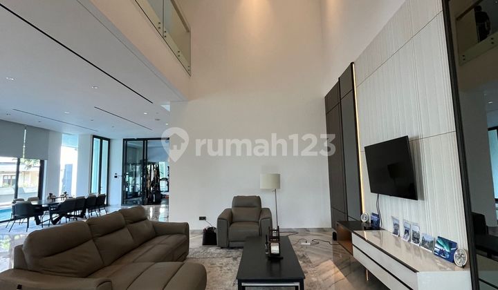 Luxury House Telaga Golf BSD 3 Floors Golf View Furnished