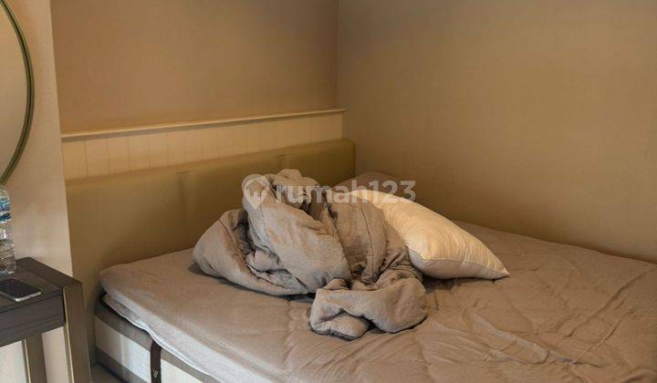 Apt Taman Anggrek Residence 2KT dijual rugi Furnished Bisa KPA 2