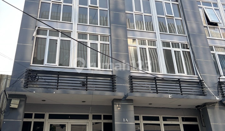 2.ruko.gandeng Disewakan Bisa.konteiner 40 Fit 2.ruko.gandeng Disewakan Bisa.konteiner 40 Fit