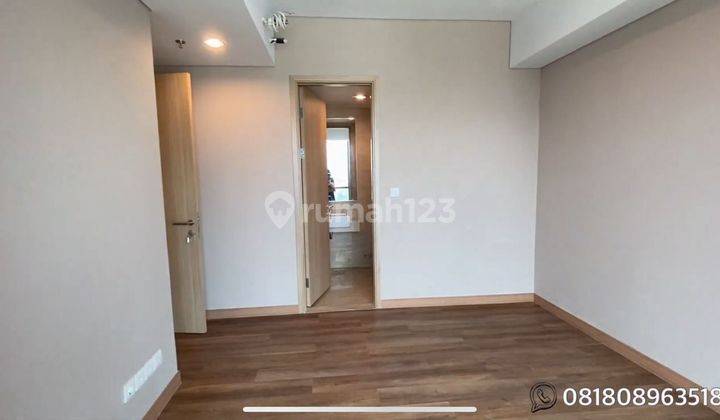 Dijual CEPAT apartemen Holland Holland Village 2 Kamar Tidur Baru Semi Furnished 2