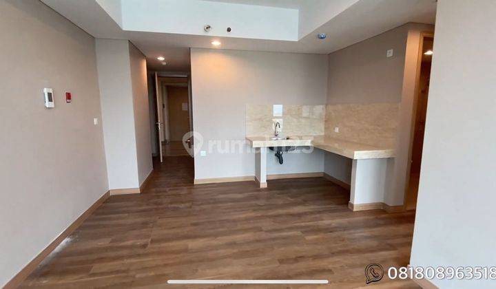 Dijual CEPAT apartemen Holland Holland Village 2 Kamar Tidur Baru Semi Furnished 1