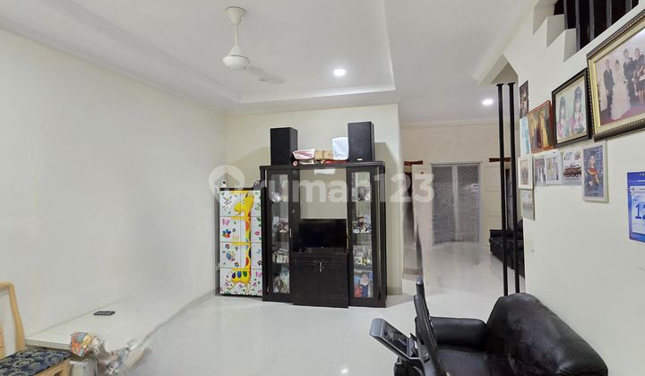 Quick Sale Nice 2-Story Move-In Ready House in Sunter Hijau Quick Sale Nice 2-Story Move-In Ready House in Sunter Hijau