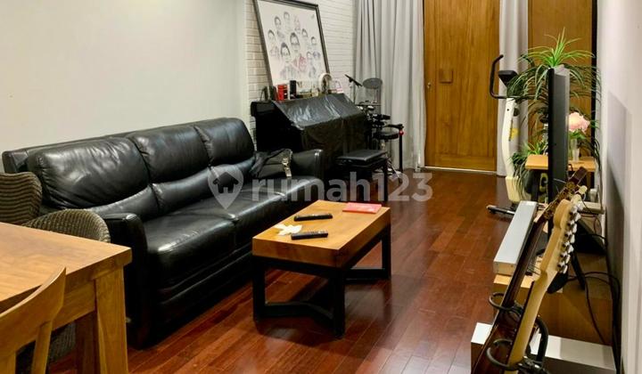 Jual Rumah Bagus 7X18m2 di Tulodong Scbd 2