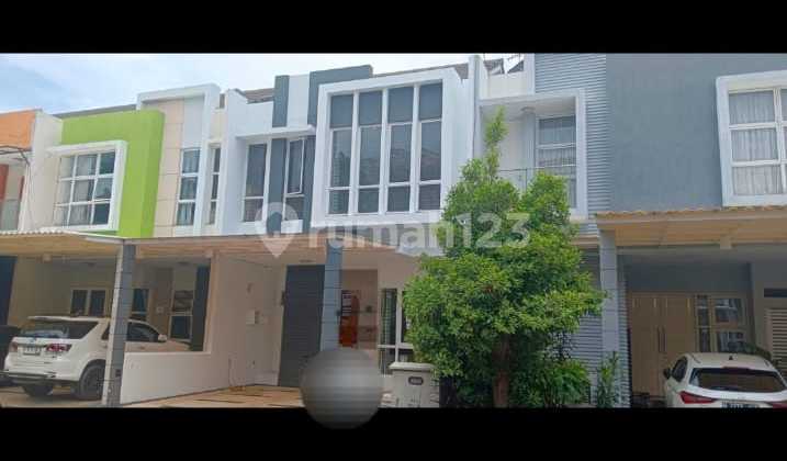 Murah! Turun Harga Rumah Cluster Gramd Orchatd 3 Lantai Sudah Renov Rapi Murah! Turun Harga Rumah Cluster Gramd Orchatd 3 Lantai Sudah Renov Rapi