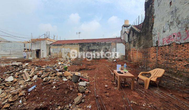 Tanah Bonus Rumah Baru 3 Lantai di Pondok Kelapa Jakarta Timur 2