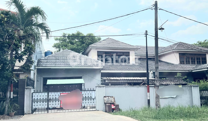 CHEAP HOUSE IN BILLIMOON, EAST JAKARTA