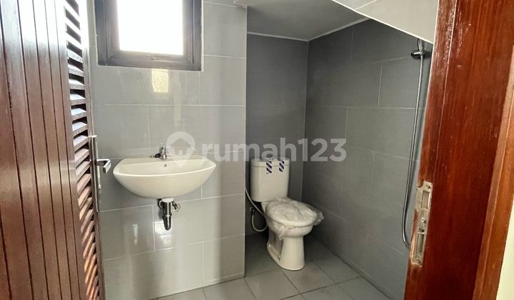 Ready to Occupy Airidies Type Furnished House in Kemang Pratama, Bekasi 2