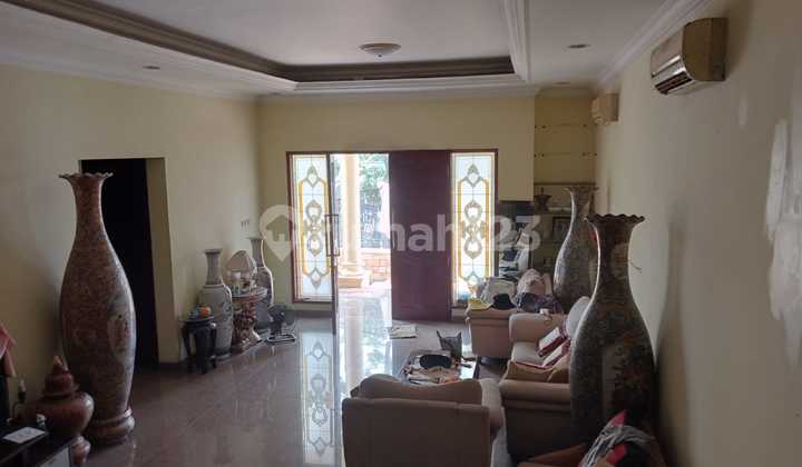 Nice House SHM Ready to Live In Land Area 204 in Kayuringin 2