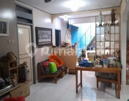 Rumah Bagus HGB di Duri Kosambi, Jakarta Barat 1