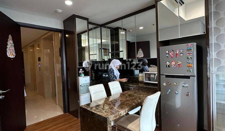 APARTEMEN PURI MANSION TOWER CHRYSTAL TYPE 3 BADROOM LUAS 68 M2 FULLY FURNISH 2