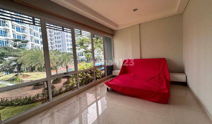 Town House Puri Mansion , 3+1 BR Semi Furnish Jakarta Barat 