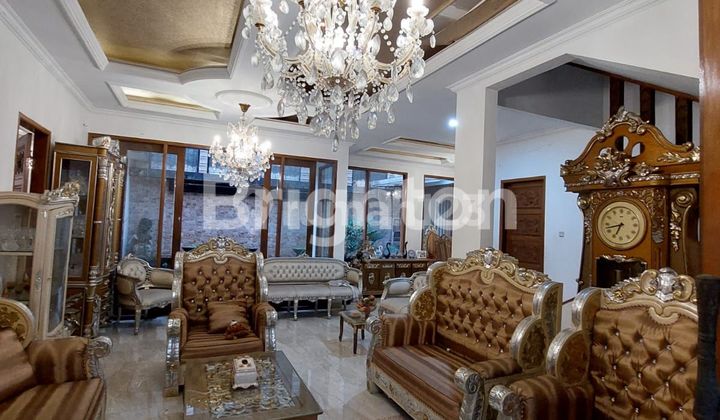 Beautiful House Fully Furnished Harapan Indah Beautiful House Fully Furnished Harapan Indah