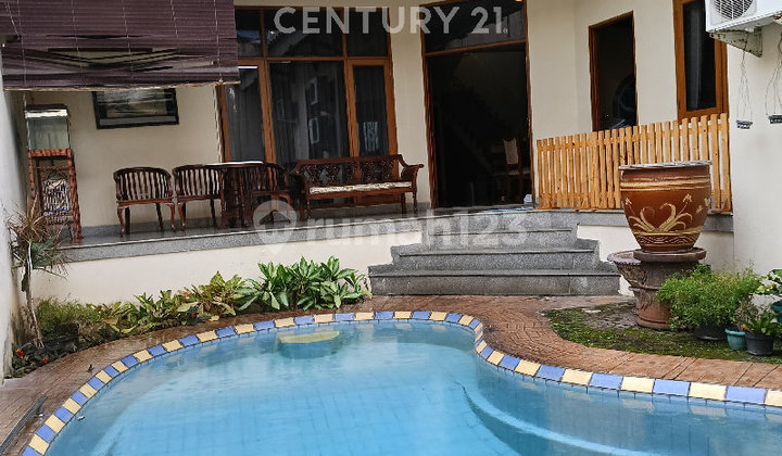 Fully Furnished, Rumah Siap Huni, Lokasi Strategis Di Pejompongan
