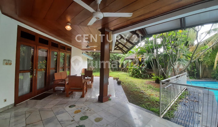 Mewah! Dijual Rumah Premium Idaman Lokasi Favorit Kemang 2