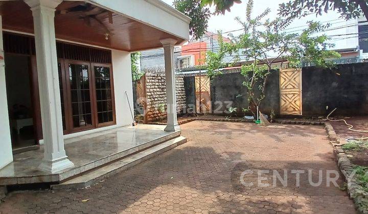 Rumah Strategis,di Pangadegan Barat,Pancoran 2