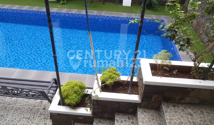 Rumah Mewah, Lokasi Stategis Di Kebayoran Baru, Hoek 2