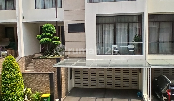 Townhouse Ekslusive 3 Lantai Lebak Bulus Jakarta Selatam 2