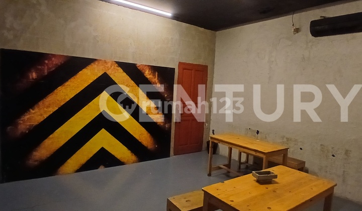 For Rent House Suitable For Office On Wijaya Street 2