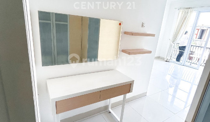 Rumah Modern  2 Lantai Siap Huni Lokasi Strategis Di Jagakarsa 2