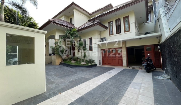 Dijual Rumah Elite di Lokasi Premium dan Ekslusif