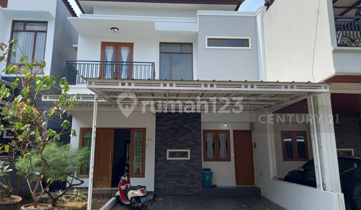 Luxury 2-Story House Within a Cluster in Jagakarsa, South Jakarta Luxury 2-Story House Within a Cluster in Jagakarsa, South Jakarta