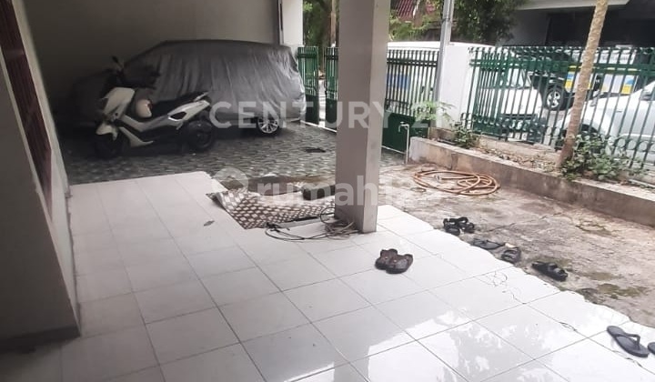 Strategic Location, Great Investment, For Living or Business