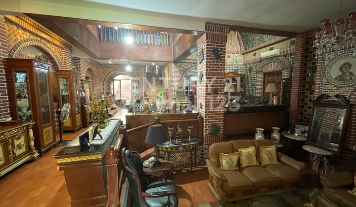 Rumah Industrial Dengan Rooftop Dan Kolam Renang Dijual Di Kemang 2