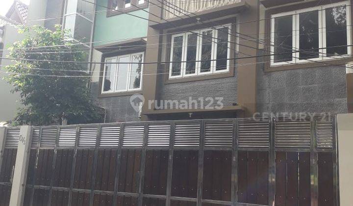 Rumah Untuk Hunian Atau Kost Hanya 750m Dari Menara BNI  1