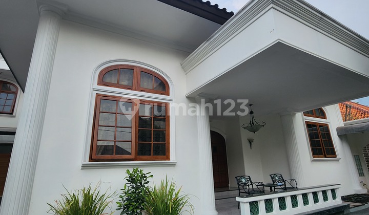 Rumah Siap Huni di Lokasi Tenang di Menteng Jakarta Pusat. 2