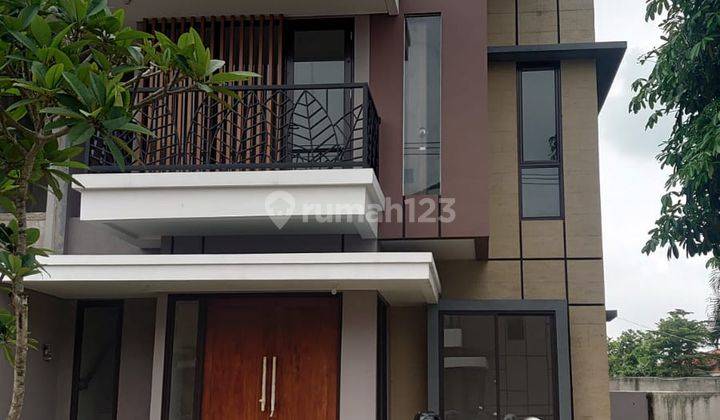 Rumah Modern Minimalis Bali Resort Ranca Bungur Kabupaten Bogor 2