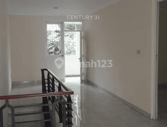 Rumah Strategis Di Perumahan Metro Residence Sentul 2