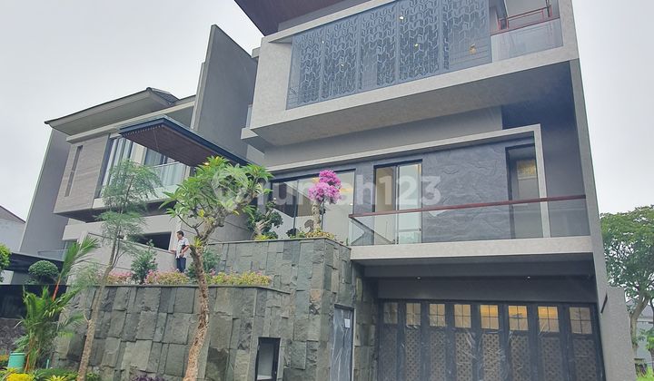 Dijual Rumah Baru Mewah Waterfront Citraland Surabaya 2
