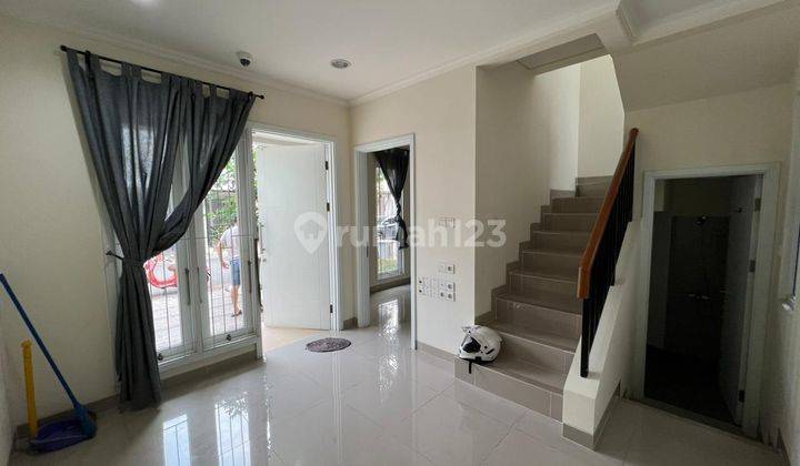 Rumah 2 Lantai Unfurnished di Verdi, Gading Serpong, Tangerang 2