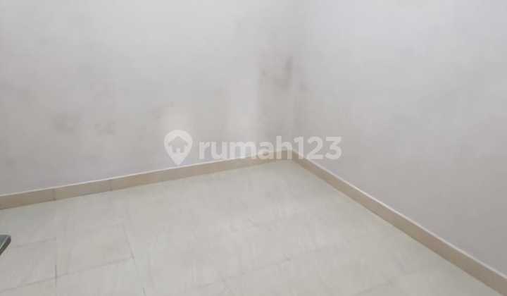 Minimalist House in an Elite Environment Location Tukad Petanu Renon 2