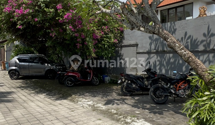Dijual Villa Shm Lokasi Petitenget Badung Vila Di Jl. Petitenget, Kerobokan Kelod, Kec. Kuta Utara, Kabupaten Badung, Bali, Petitenget 700.0 M² Shm