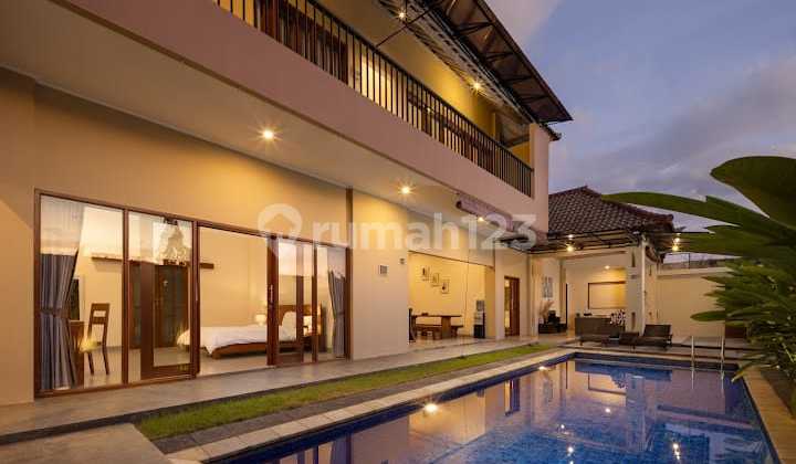 Villa Lucury For Sale In Located - Peritenget, Seminyak Villa Lucury For Sale In Located - Peritenget, Seminyak