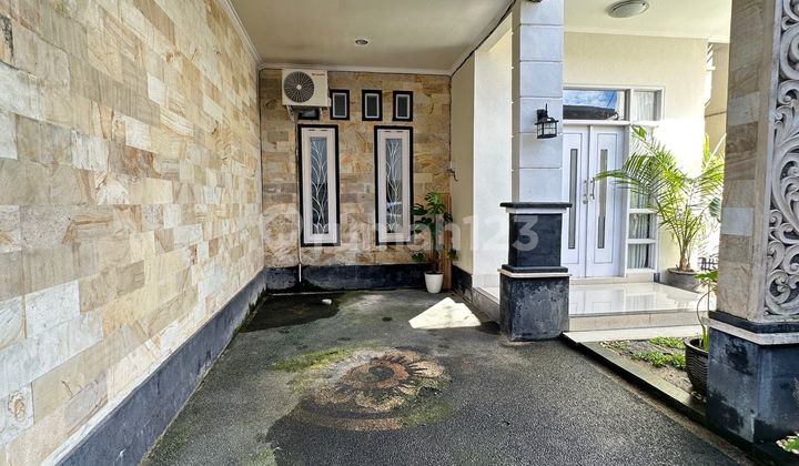 Rumah Modern Minimalesntai di Denpasar Timur 2