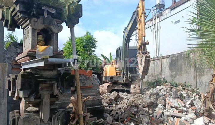 Tanah 2,85 Are & Rumah Lantai 1 Lokasi di Jln Bedahulu Gatsu Tanah 2,85 Are & Rumah Lantai 1 Lokasi di Jln Bedahulu Gatsu