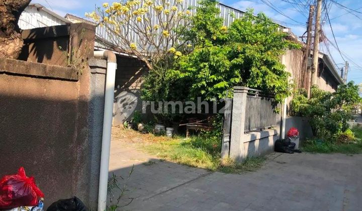 Land 1,500 square meters located on Jln Tukad Pancoran, Panjer, South Denpasar.