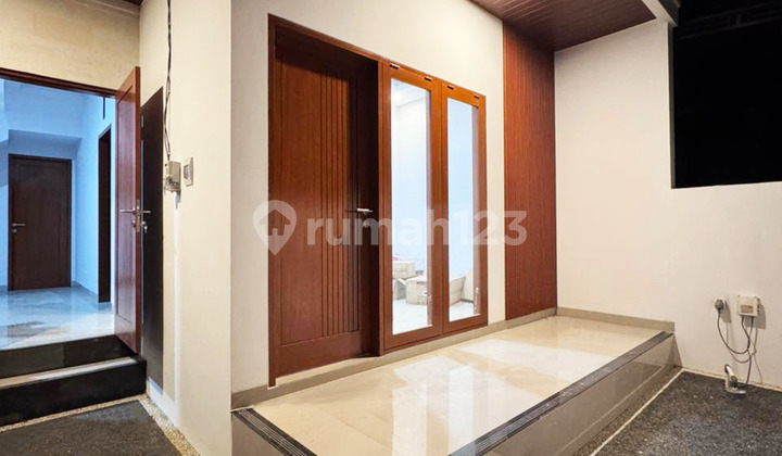 Rumah Baru Lantai 2 Lokasi di Jl Trengguli Denpasar Utara 2