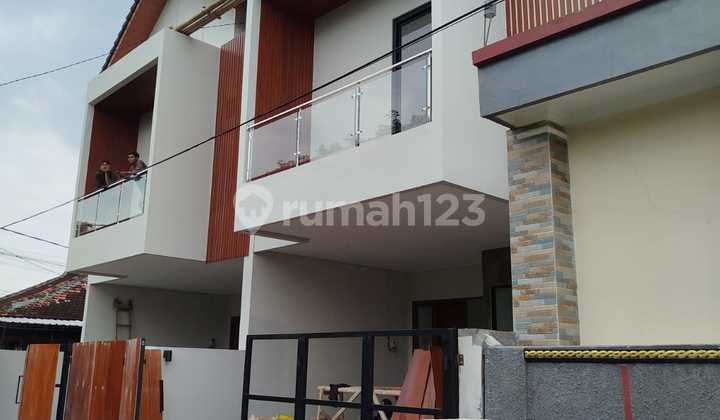 Rumah Modern Konsep Tropical Lokasi Batan Kendal Suwung 2
