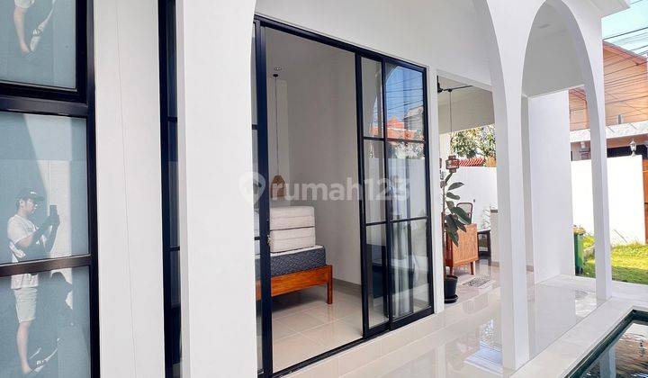 Villa New Nusa Dua  Furnished Baru SHM - Sertifikat Hak Milik di Jl. Taman Kebo Iwa, Benoa, Kec. Kuta Sel., Kabupaten Badung, Bali 80361 , Jimbaran 1