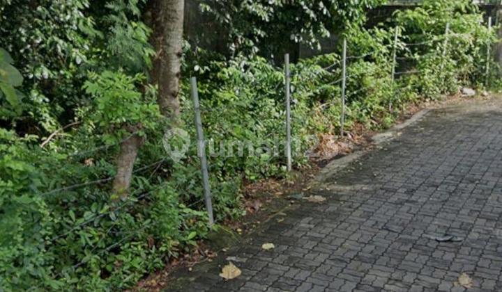 Sebidang Tanah Kavling Yang Luas Lokasi Taman Giri