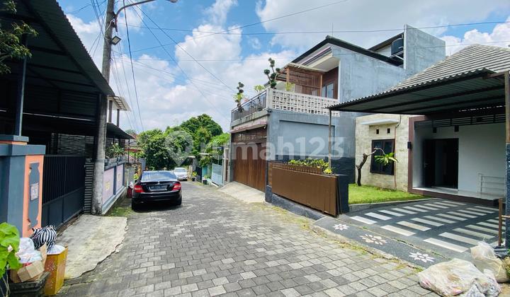 One-Story House in Dalung Permai Area Denpasar